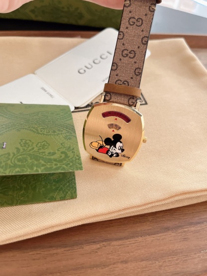 GUCCI X DISNEY MICKEY MOUSE GOLD DIAL WITH LEATHER STRAP WATCH BROWN 38MM YA157420