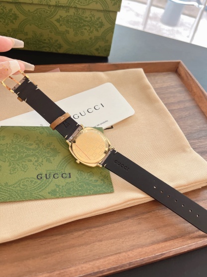 GUCCI X DISNEY MICKEY MOUSE GOLD DIAL WITH LEATHER STRAP WATCH BROWN 38MM YA157420