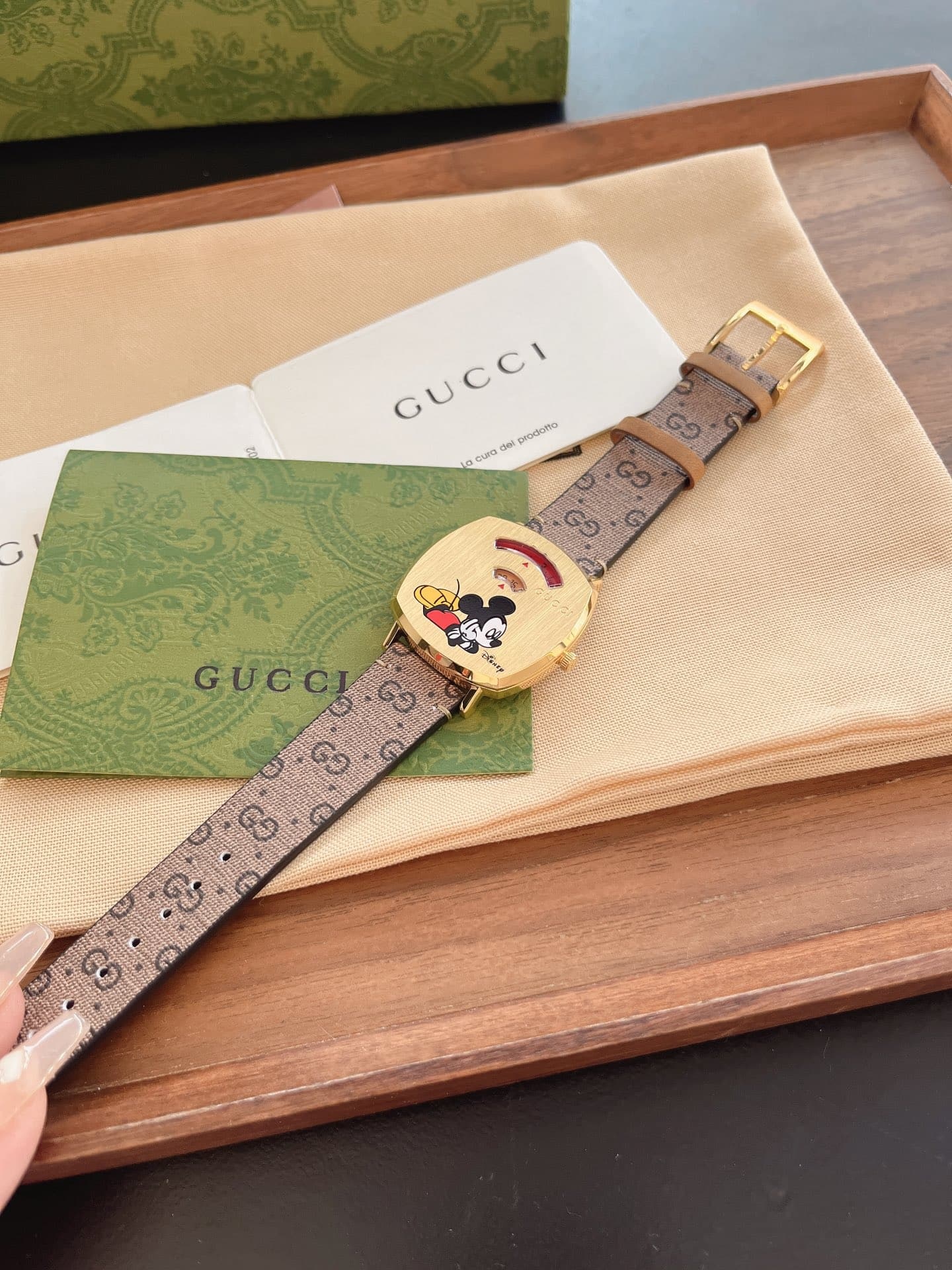 GUCCI X DISNEY MICKEY MOUSE GOLD DIAL WITH LEATHER STRAP WATCH BROWN 38MM YA157420