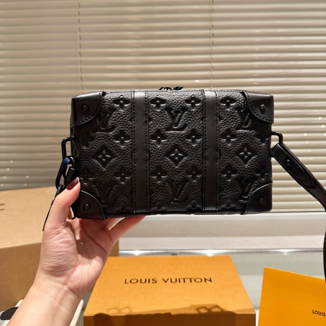 LV SOFT TRUNK WALLET MONOGRAM TAURILLON LEATHER BLACK 23CM M80224