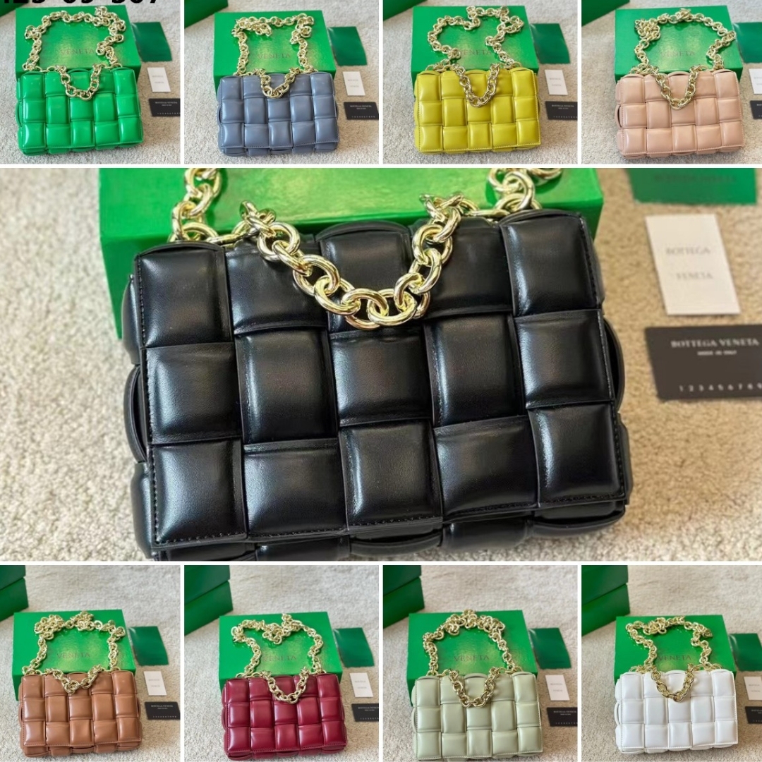 BOTTEGA VENETA CHAIN CASSETTE CROSSBODY BAG IN WHITE 26CM 631421VBWZ09143