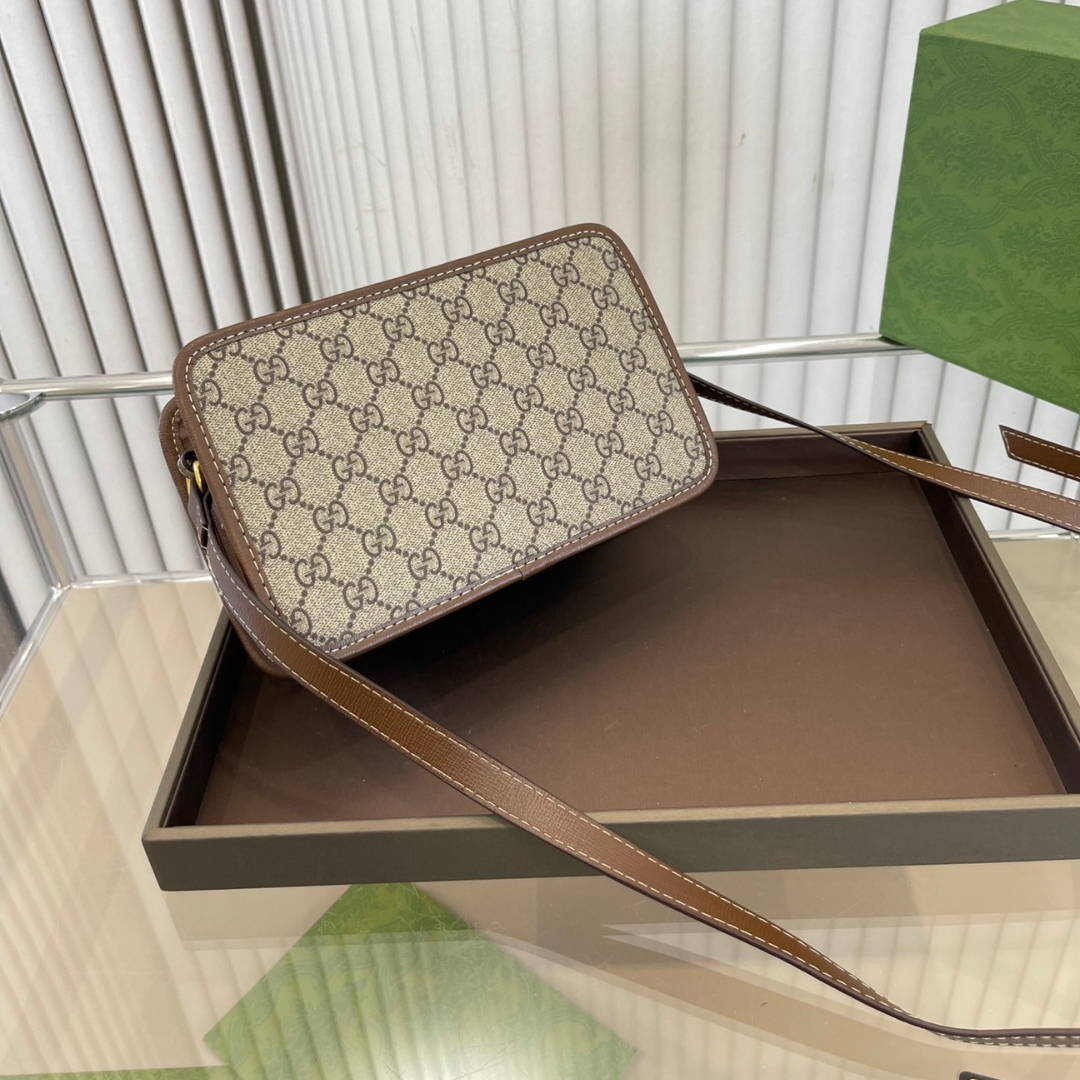 GG MINI BAG WITH INTERLOCKING G IN GG SUPREME BROWN 22CM