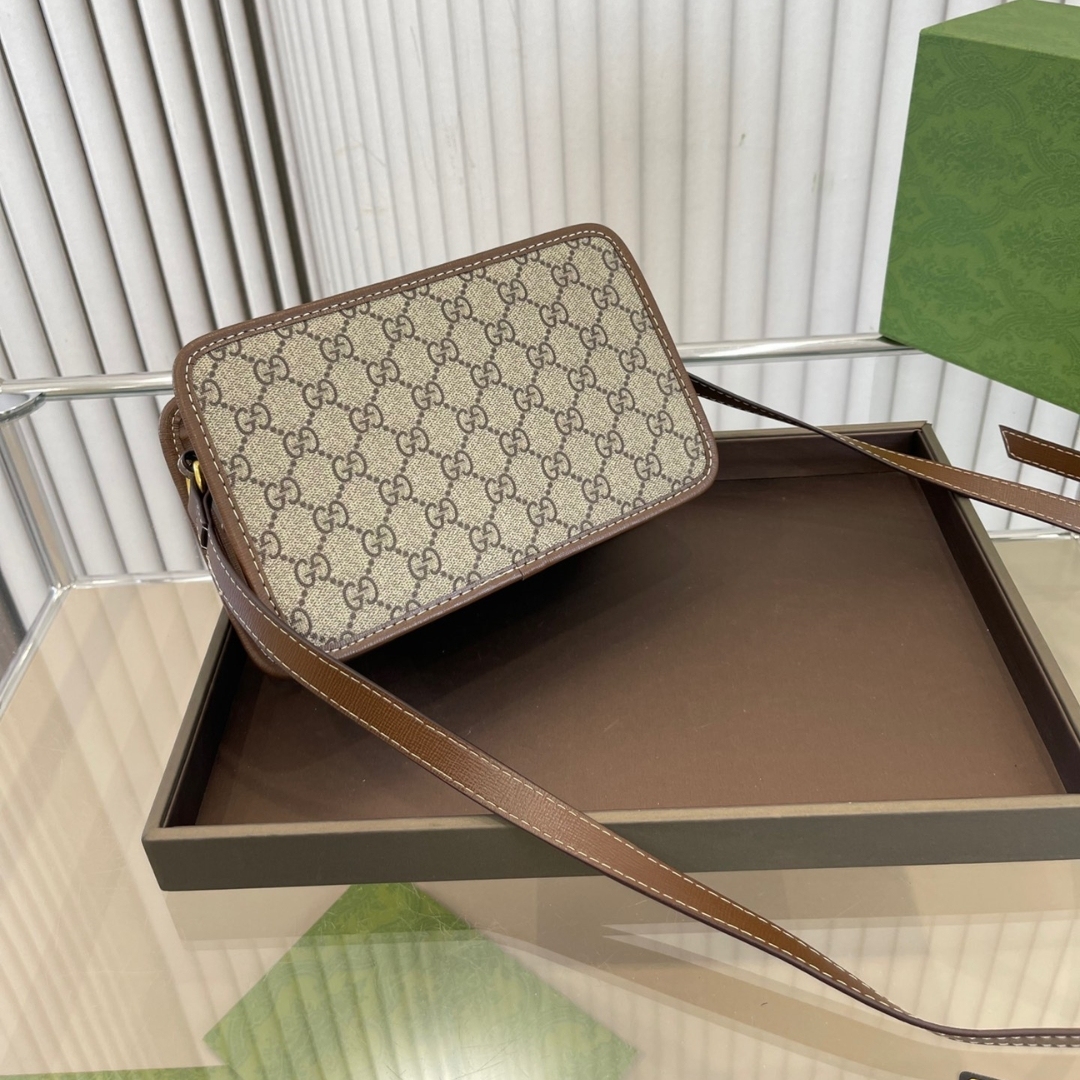 GG MINI BAG WITH INTERLOCKING G IN GG SUPREME BROWN 22CM