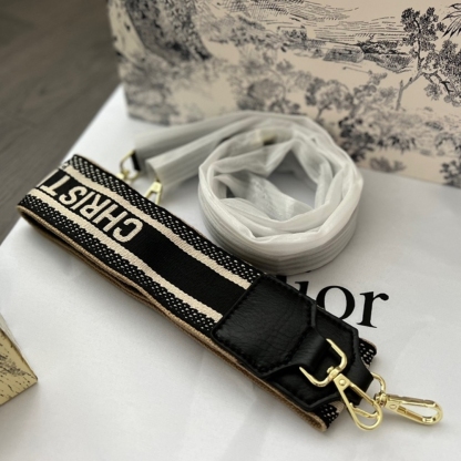 DOR CARO ROUND POUCH CROSS BAG GOLD HARDWARE BLACK 13CM