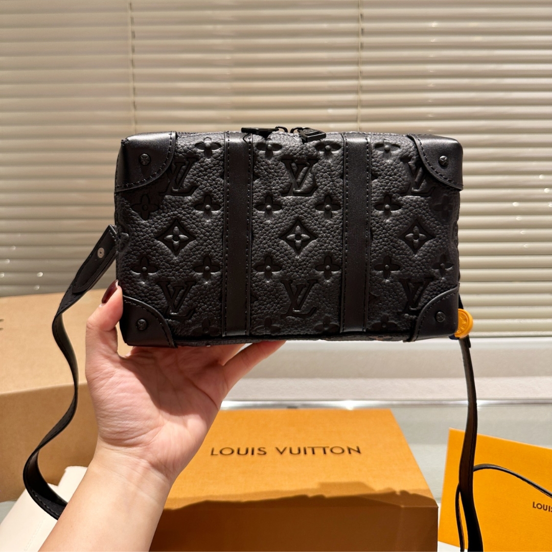 LV SOFT TRUNK WALLET MONOGRAM TAURILLON LEATHER BLACK 23CM M80224