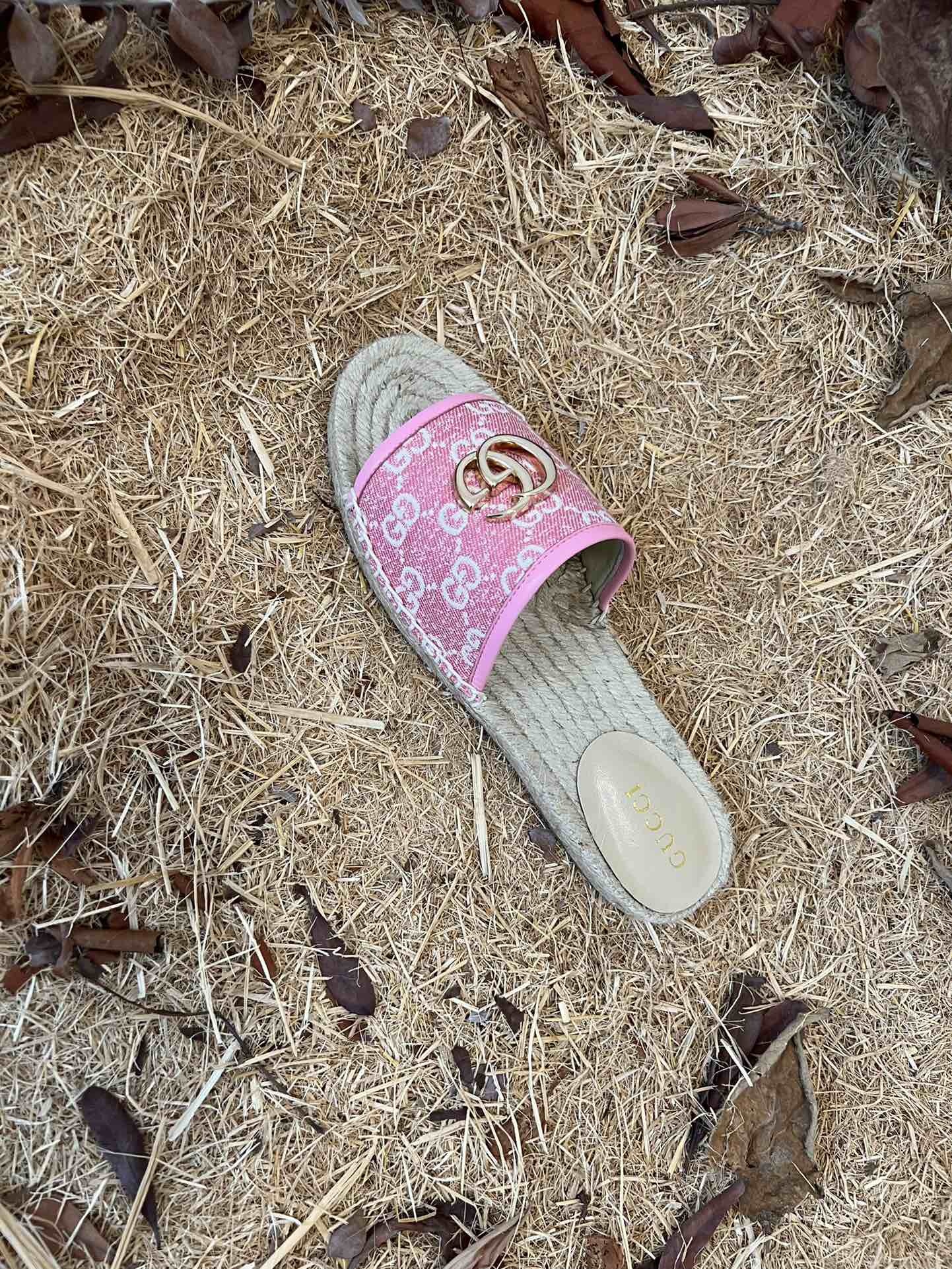 GC new MARMONT SLIDES slippers rose red starboard flat canvas sandals