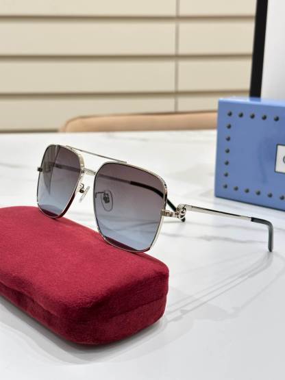 GG Pilot Urban Web Block Aviator Sunglasses GG1605S