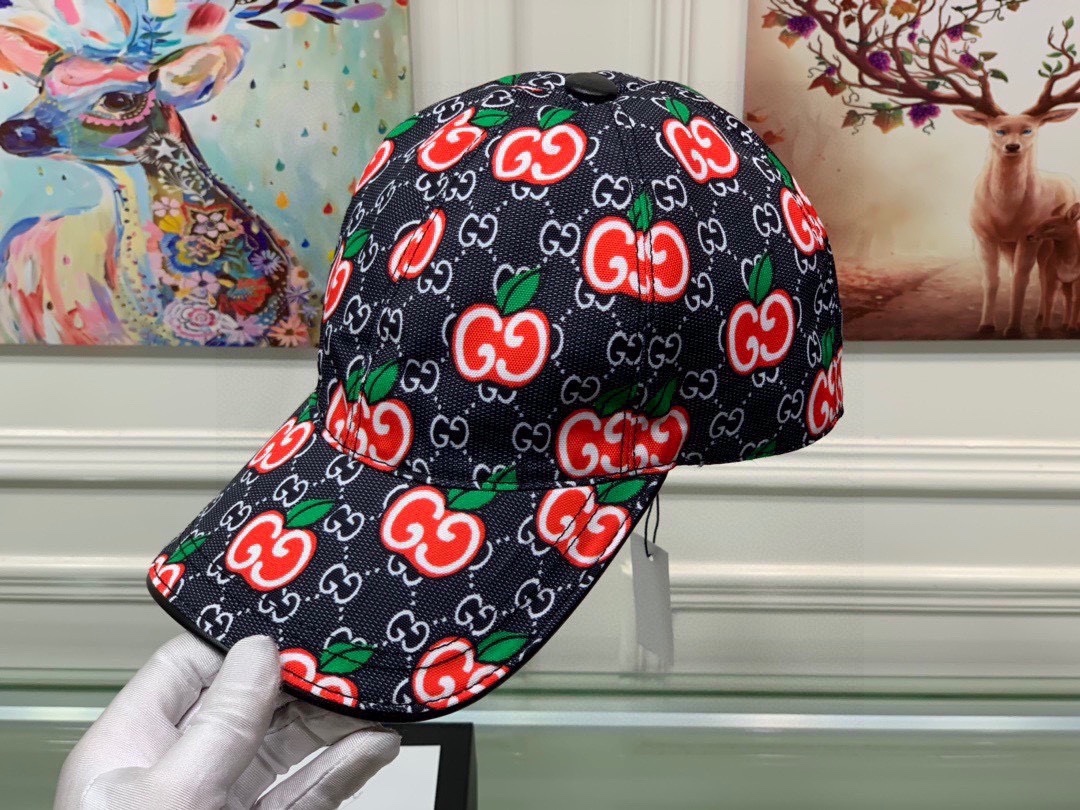 GG GG APPLE BASEBALL CAP BLACK