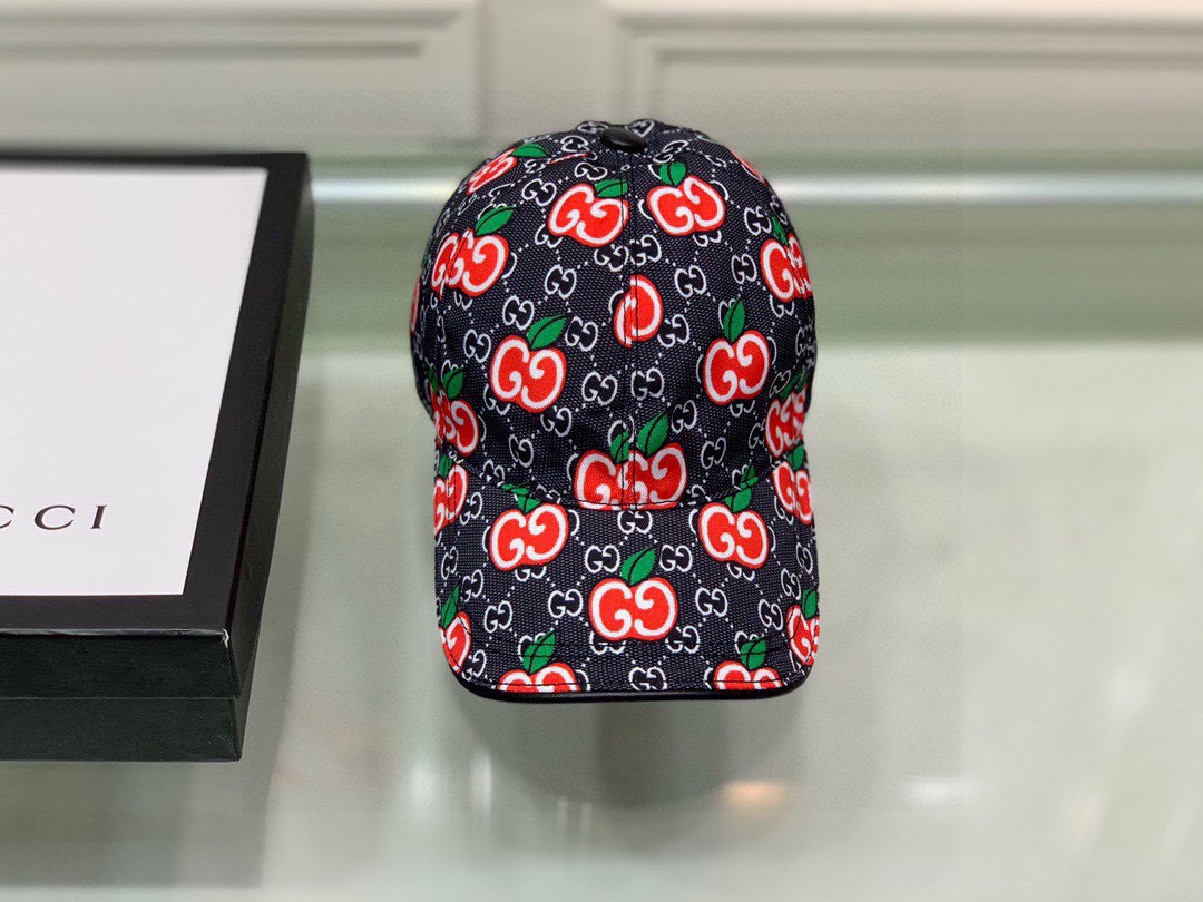 GG GG APPLE BASEBALL CAP BLACK