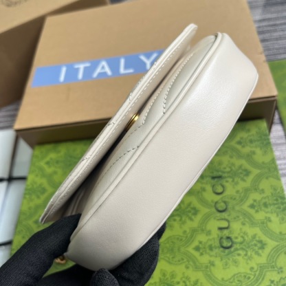 GG GG MARMONT MATELASSÉ CHAIN MINI BAG WHITE 20CM 746431 DTDHT 9022