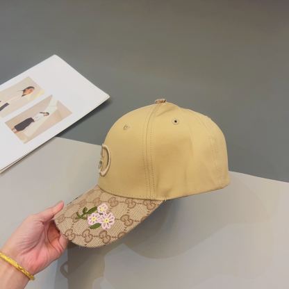 GG GG LOGO BASEBALL CAP YELLOW