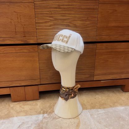 GG LETTER GG CANVAS BASEBALL CAP WHITE