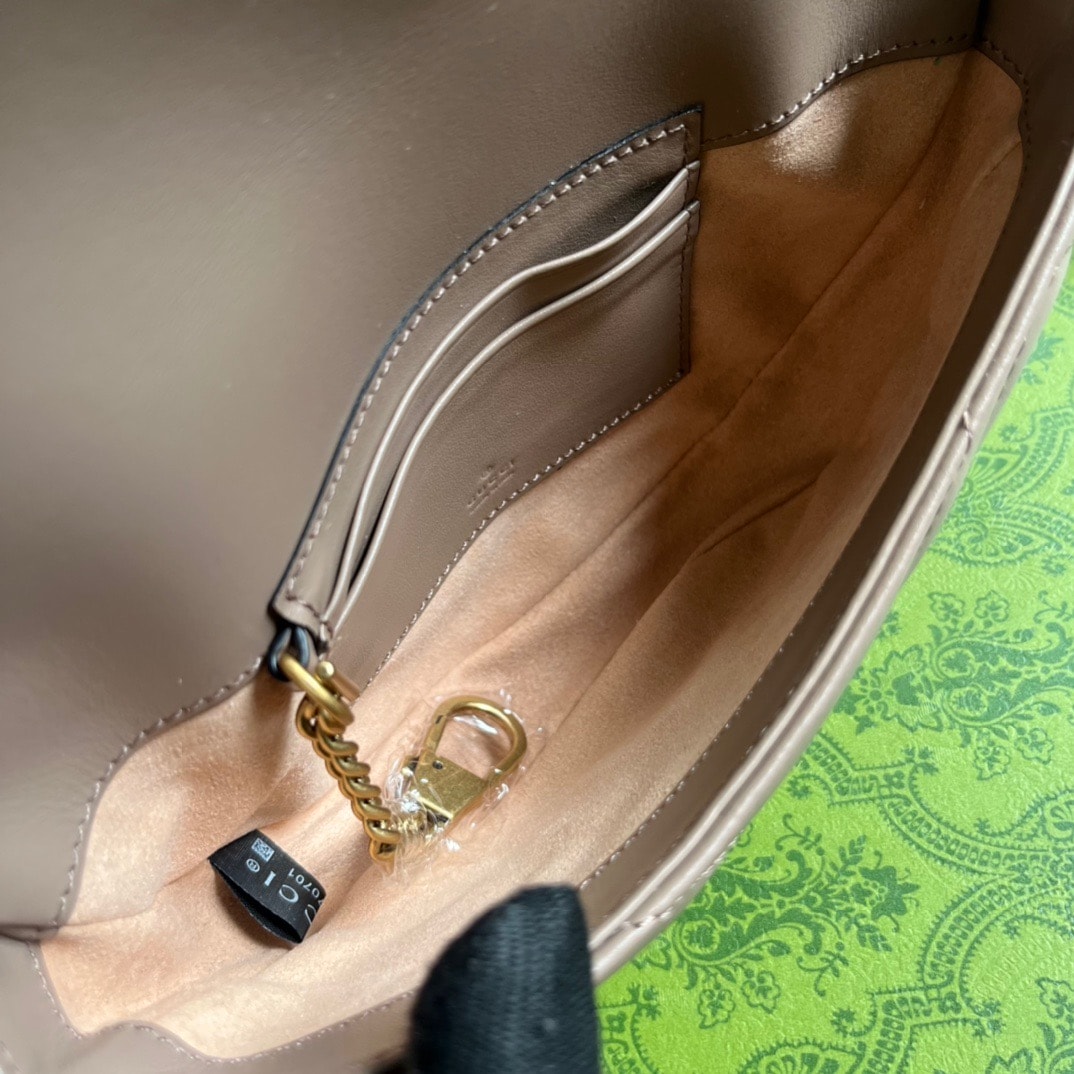 GG GG MARMONT MATELASSÉ CHAIN MINI BAG BEIGE 20CM