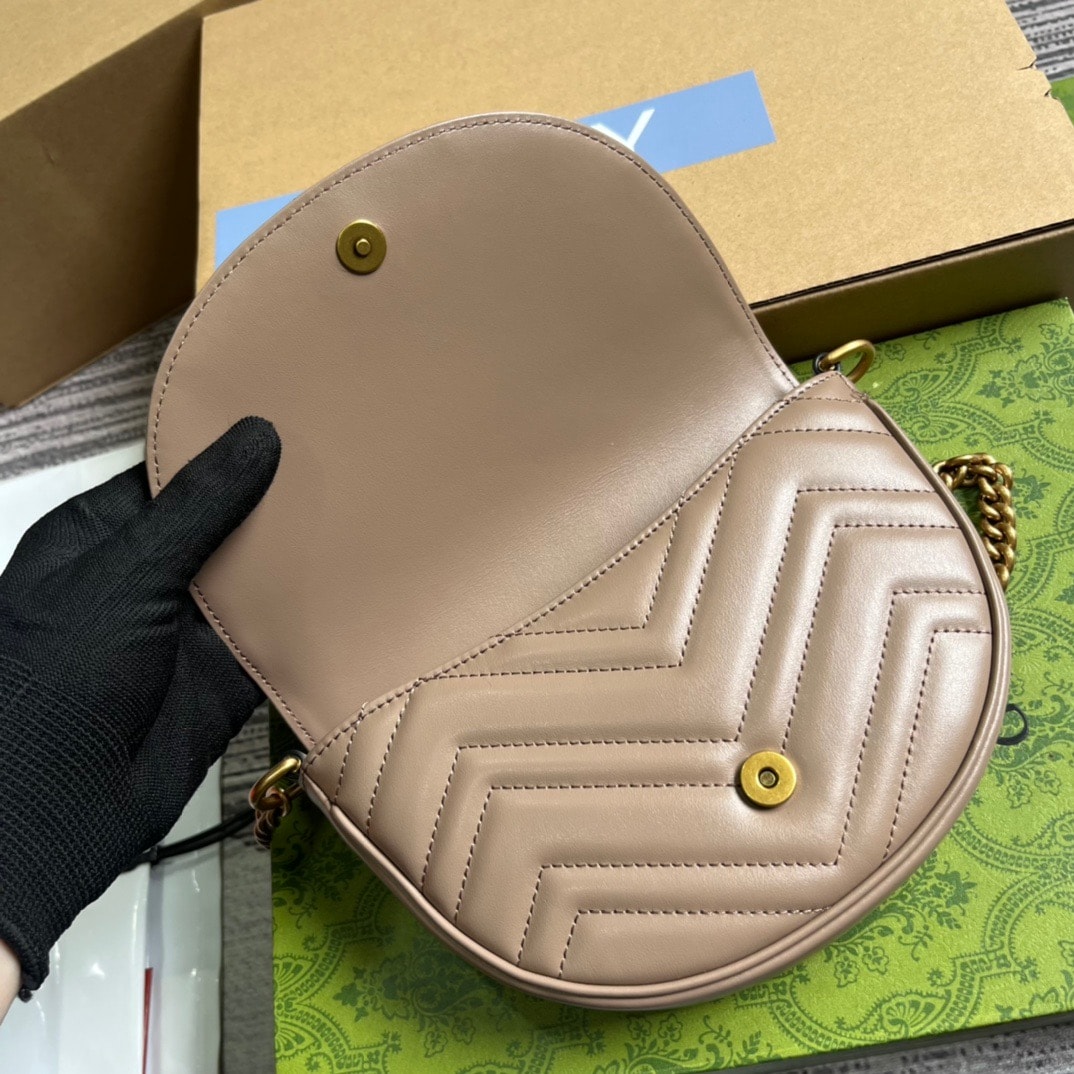 GG GG MARMONT MATELASSÉ CHAIN MINI BAG BEIGE 20CM