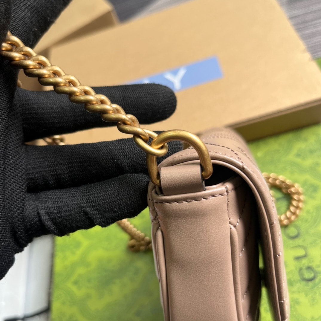 GG GG MARMONT MATELASSÉ CHAIN MINI BAG BEIGE 20CM