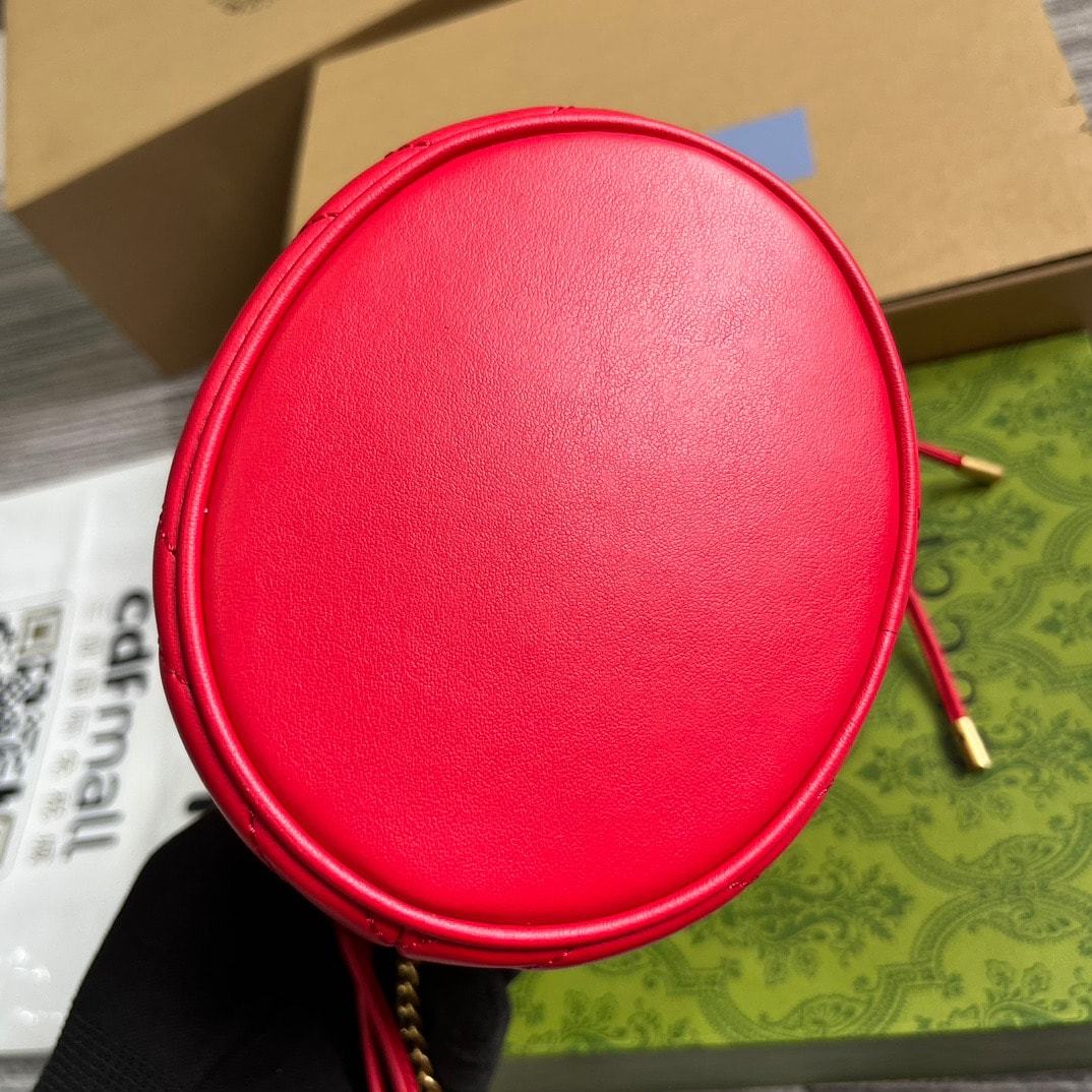 GG GG MARMONT MATELASSÉ MINI BUCKET BAG RED 13CM 575163 DTDHT 6832