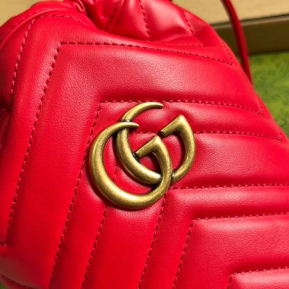 GG GG MARMONT MATELASSÉ MINI BUCKET BAG RED 13CM 575163 DTDHT 6832