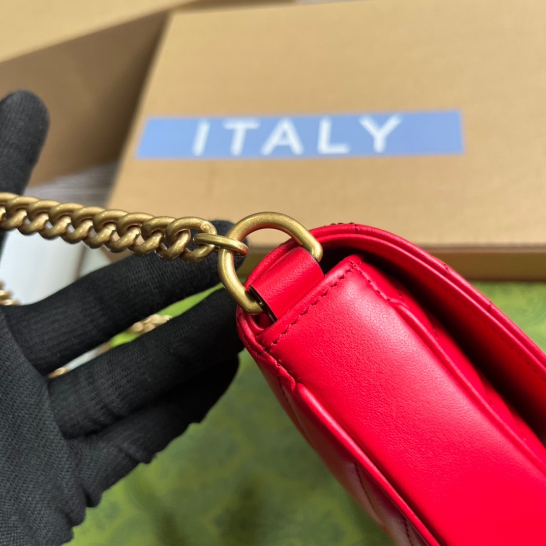 GG GG MARMONT MATELASSÉ CHAIN MINI BAG RED 20CM 746431 DTDHT 6832
