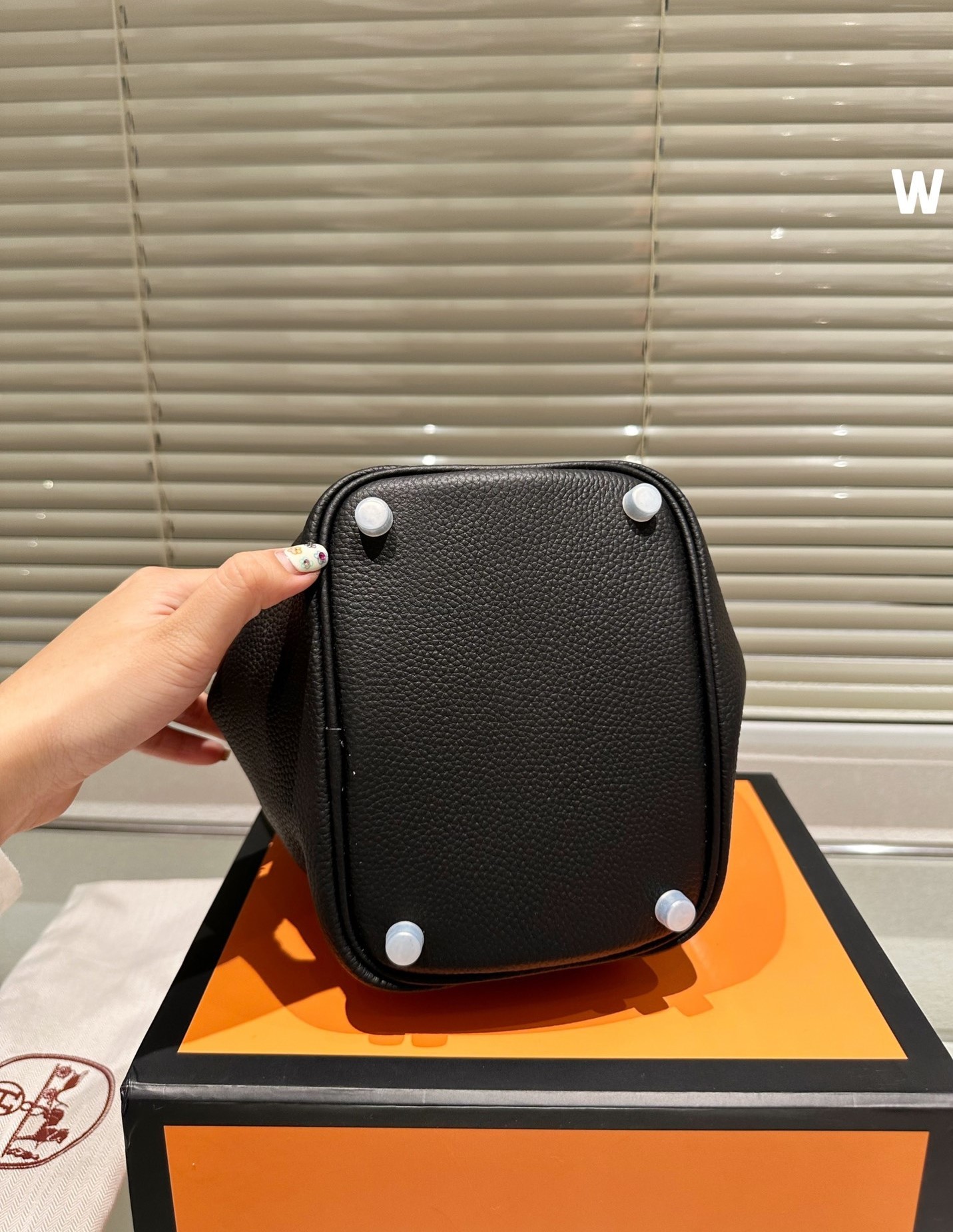 HM PICOTIN LOCK 18 WITH CHARM BLACK 18CM