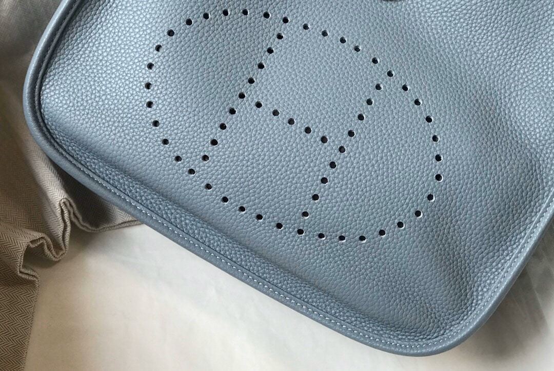 HM CLEMENCE EVELYNE PM 30CM CIEL BLUE