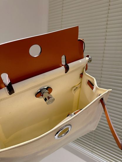 HM HERBAG ZIP 31 BAG PALLADIUM HARDWARE ORANGE BEIGE 31CM