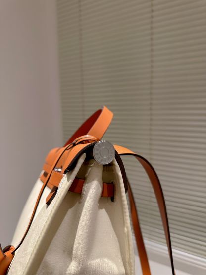 HM HERBAG ZIP 31 BAG PALLADIUM HARDWARE ORANGE BEIGE 31CM