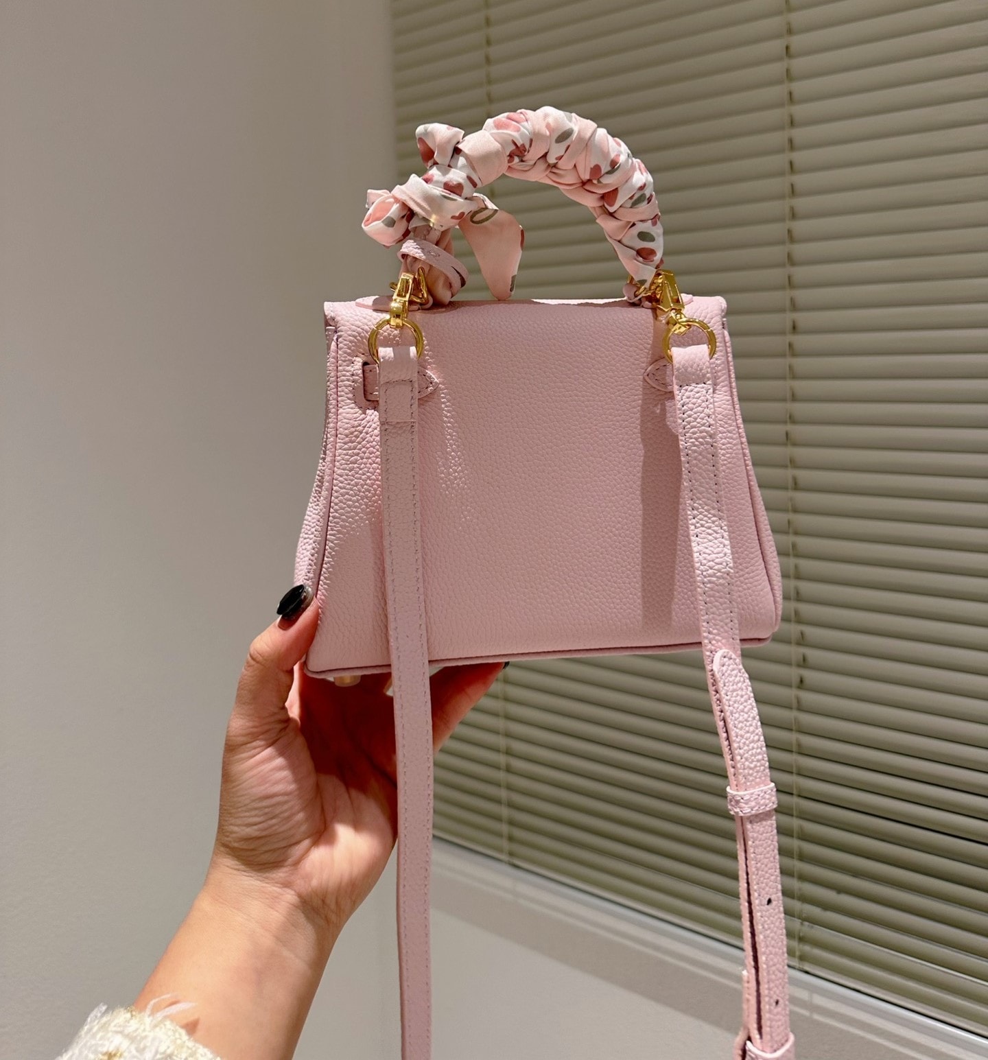 HM KELLY MINI ROSE SAKURA 20CM