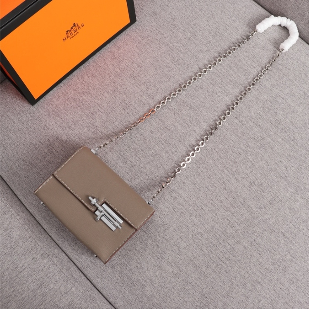 HM VERROU CHAIN LOCK MINI BAG GREY 17CM