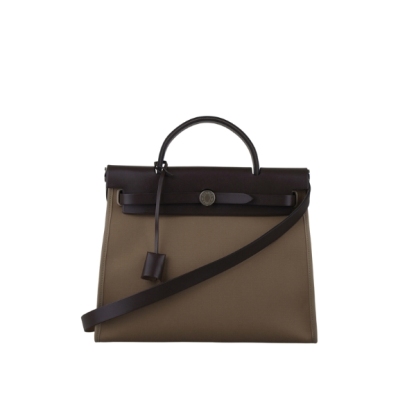 HM HERBAG ZIP 31 BAG PALLADIUM HARDWARE KHAKI 31CM