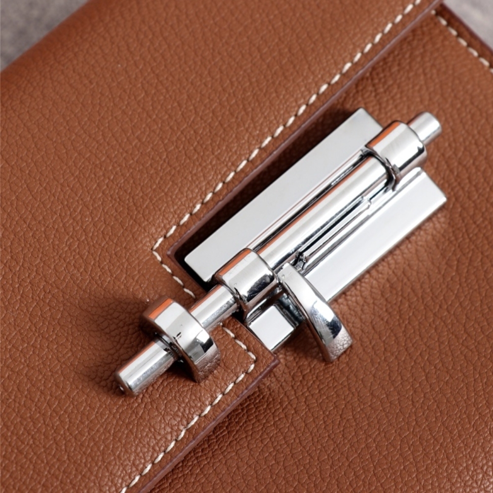 HM VERROU CHAIN LOCK MINI BAG BROWN 17CM