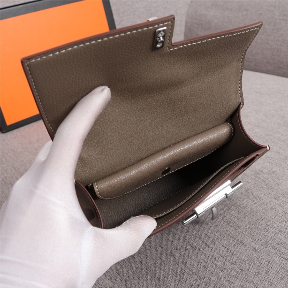 HM VERROU CHAIN LOCK MINI BAG GREY 17CM