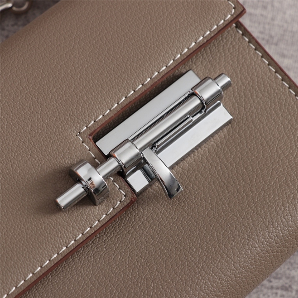 HM VERROU CHAIN LOCK MINI BAG GREY 17CM