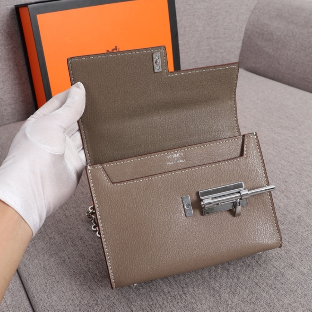 HM VERROU CHAIN LOCK MINI BAG GREY 17CM