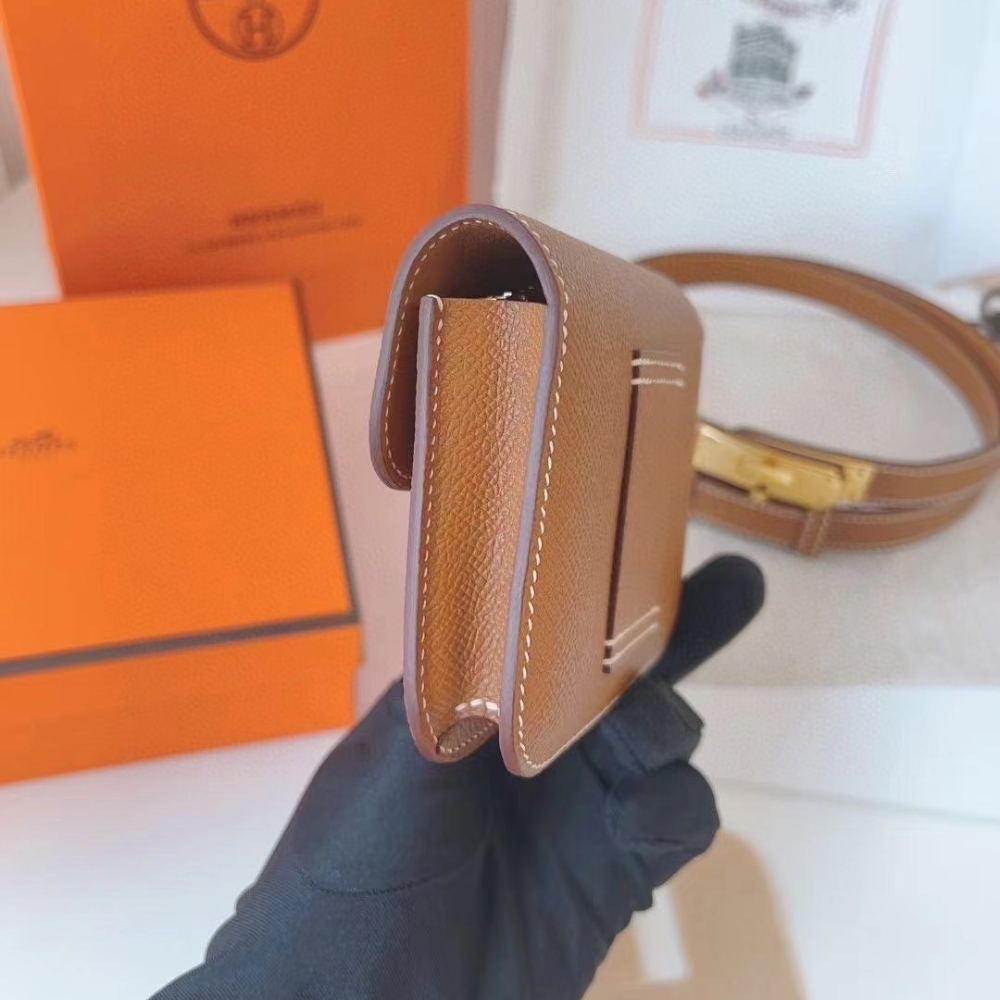 HM CONSTANCE SLIM WALLET GOLD 13CM H082060CC37