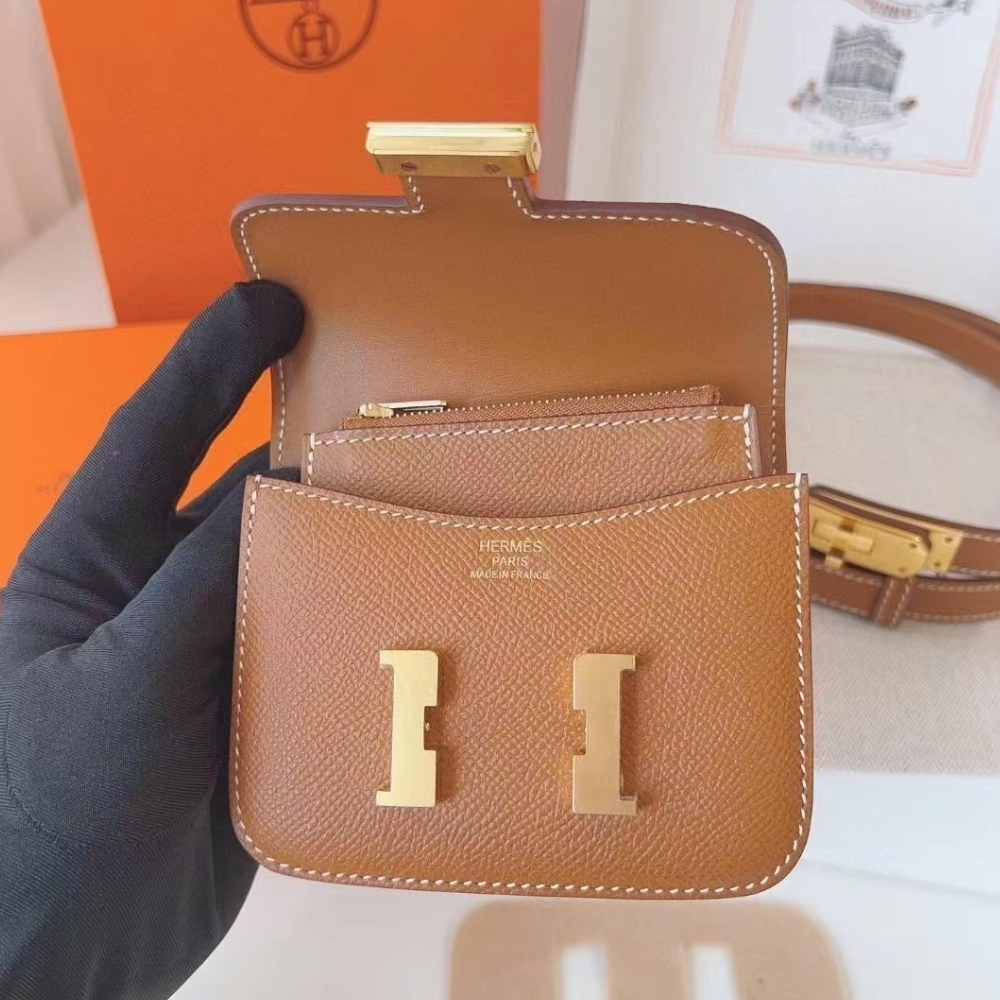 HM CONSTANCE SLIM WALLET GOLD 13CM H082060CC37