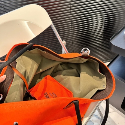 HM FOURRE TOUT DU CAVALIER BAG ORRANGE 42CM
