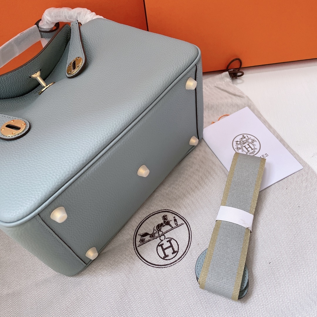 HERMÈS LINDY CLEMENCE LEATHER GHW BLUE 26CM