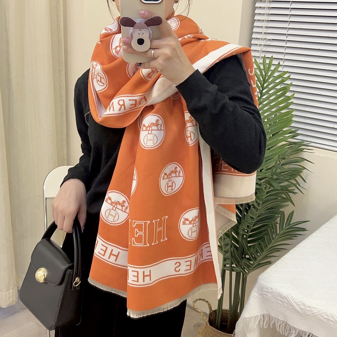 HM CASHMERE SCARF ORANGE