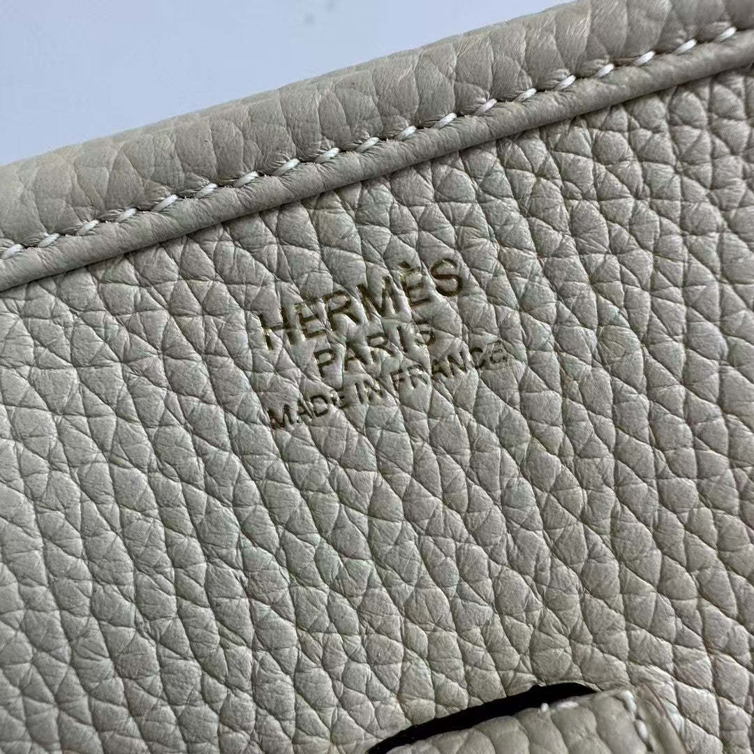 Evelyne 29cm Beige Togo Gold Shw