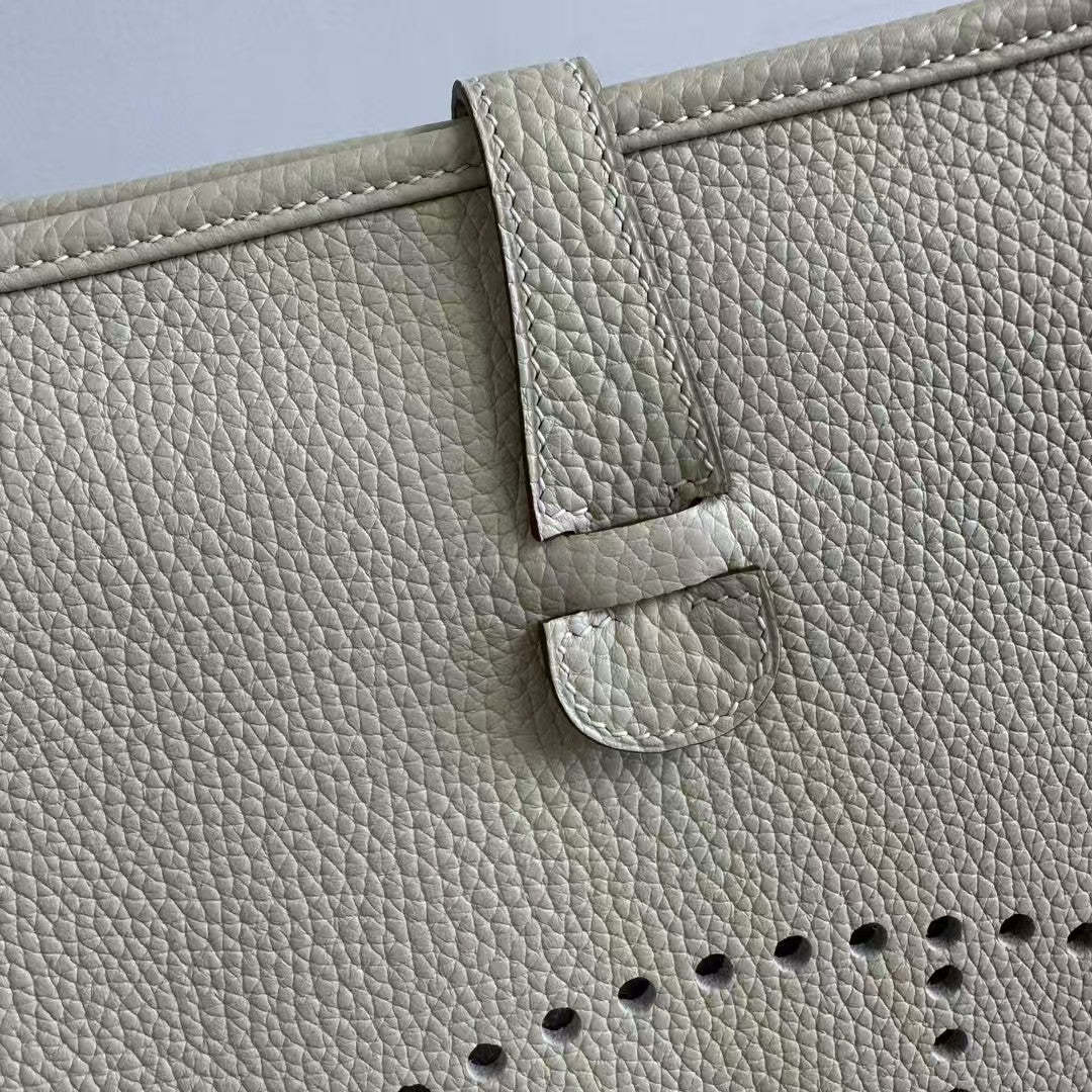 Evelyne 29cm Beige Togo Gold Shw