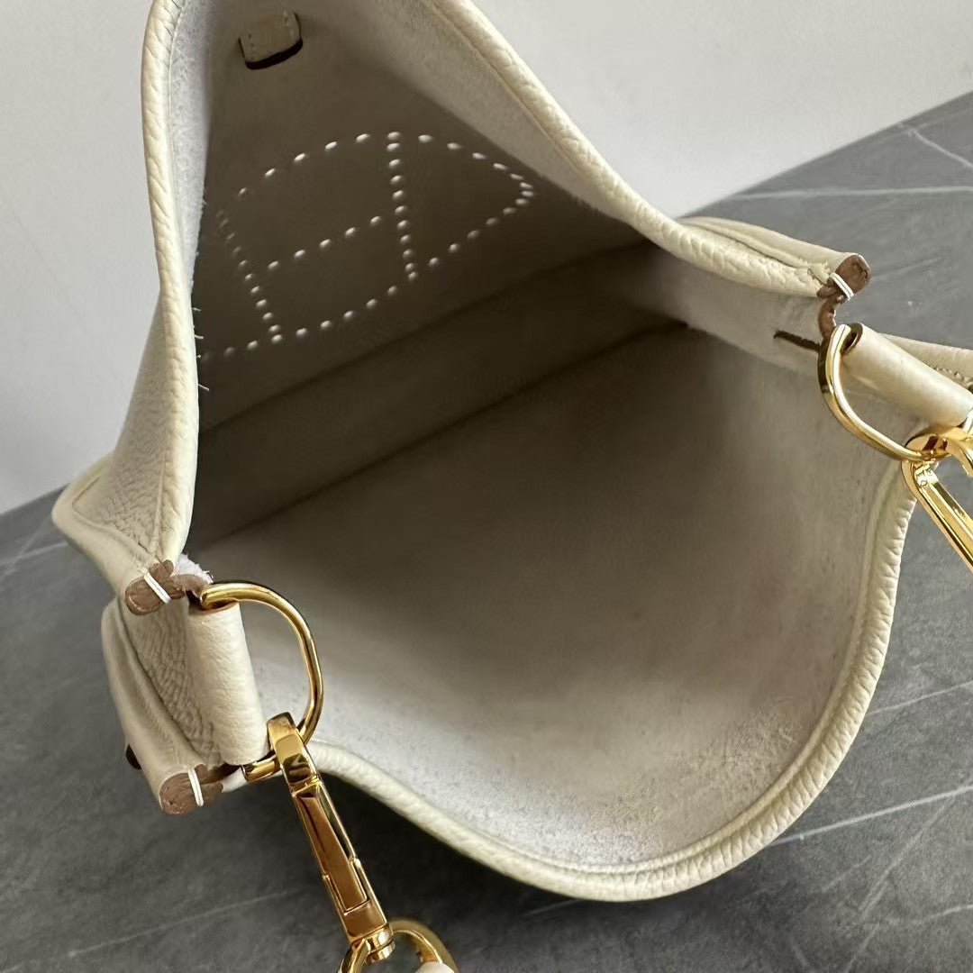 Evelyne 29cm Beige Togo Gold Shw