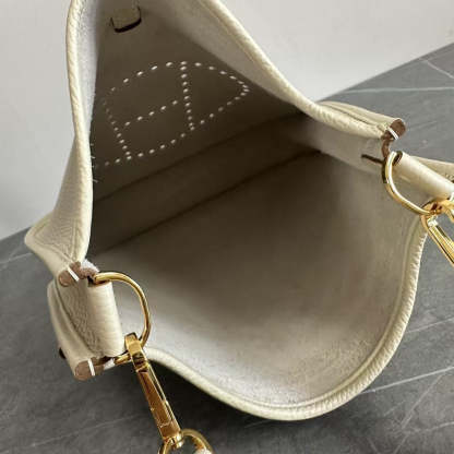 Evelyne 29cm Beige Togo Gold Shw