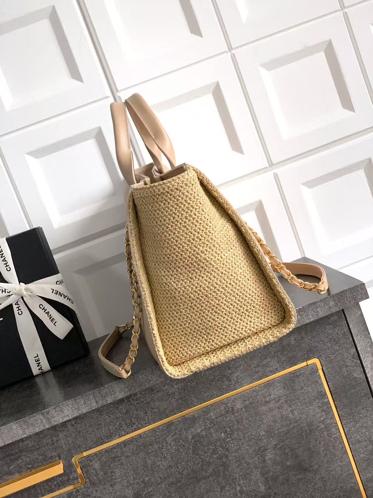 CC 25 Large Crochet Deauville Shopping Bag 34cm Beige