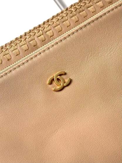 CC 25 Large Crochet Deauville Shopping Bag 34cm Beige