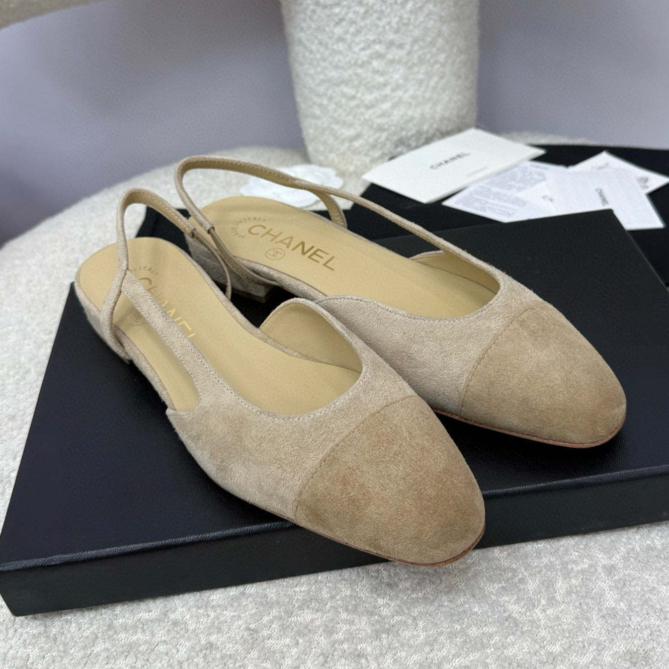 CC 25A Slingback Flat Dark Beige Suede