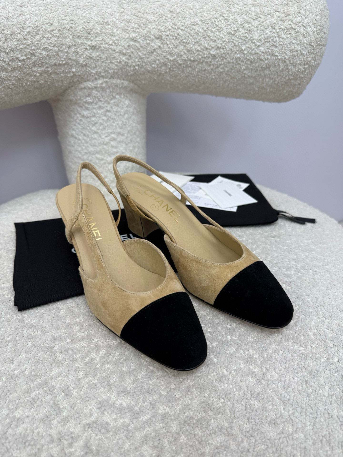 CC 25A Slingback Beige Suede