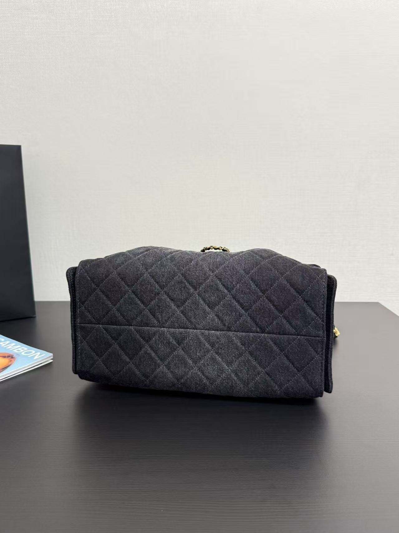 CC 25C Hobo Bag 40cm Black Denim