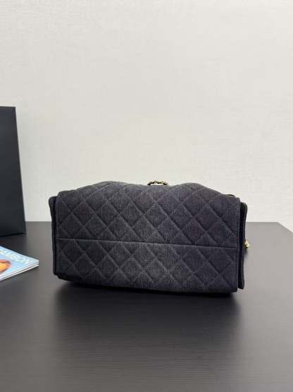 CC 25C Hobo Bag 40cm Black Denim