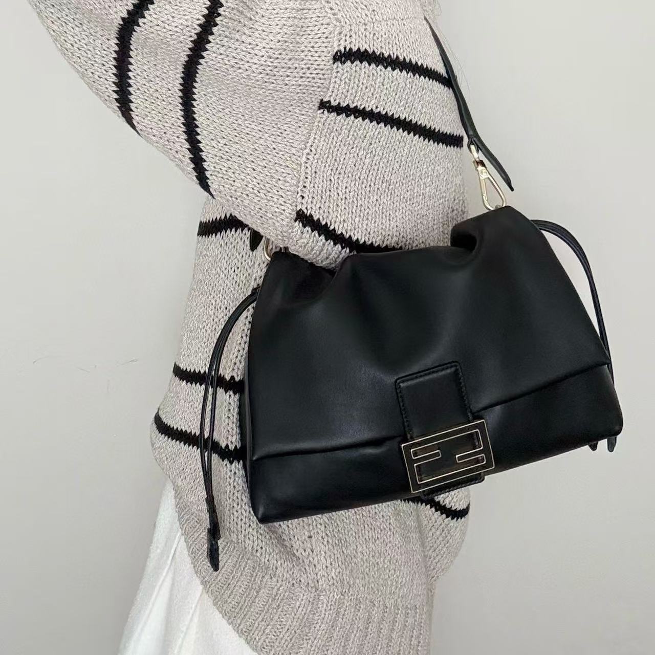 Fendi Mamma Baguette Drawstring Shoulder Bag Black Nappa Leather