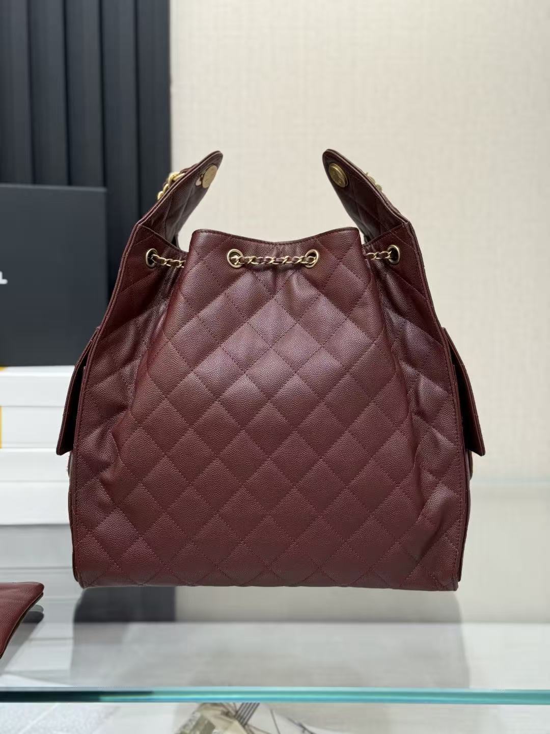 CC 25C Hobo Bags 40 cm Burgundy Calfskin